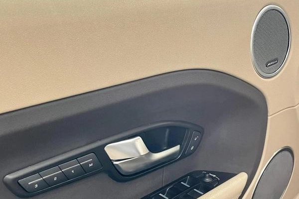 imagem-https://www.socarrao.com.br/sc-vehicle-images-prod/2272602/1782995405874-7989344_10_B_1aa7702120.jpeg