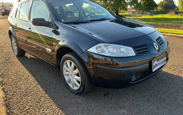 imagem-https://www.socarrao.com.br/sc-vehicle-images-prod/2272714/1782221241949-OTc0YmU3YTUtNzYzNC00MWMwLThiODktMmViMDA0MDcyMmVjLmpwZw.jpg