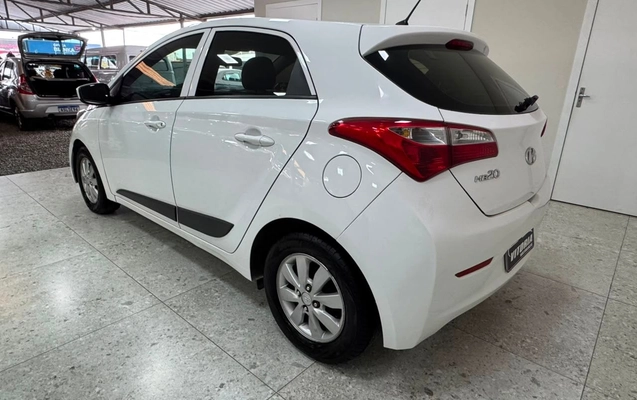 imagem-https://www.socarrao.com.br/sc-vehicle-images-prod/2272895/1782222232698-881a4c32a2ff47cab66cf04ad2156db2_1782152993481.jpg