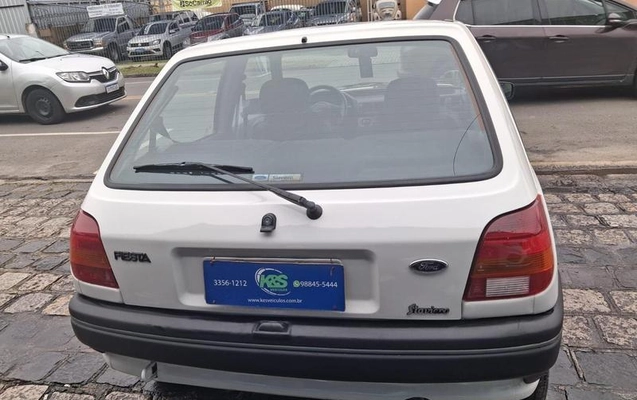 imagem-https://www.socarrao.com.br/sc-vehicle-images-prod/2272991/1782222699538-8212598_1_B_ecce480eba.jpeg