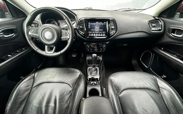 imagem-https://www.socarrao.com.br/sc-vehicle-images-prod/2273082/1789156934582-85cca956ed234f95b6cdcabdf09b92c9_1782223179238.jpg