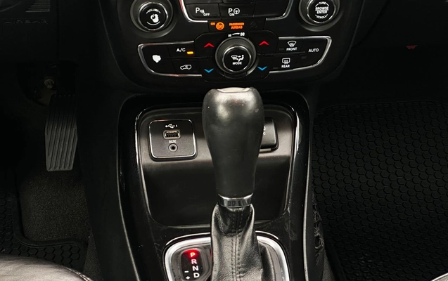 imagem-https://www.socarrao.com.br/sc-vehicle-images-prod/2273082/1789156934587-b5ec74033ab34bb6855927b94282b335_1782223184273.jpg