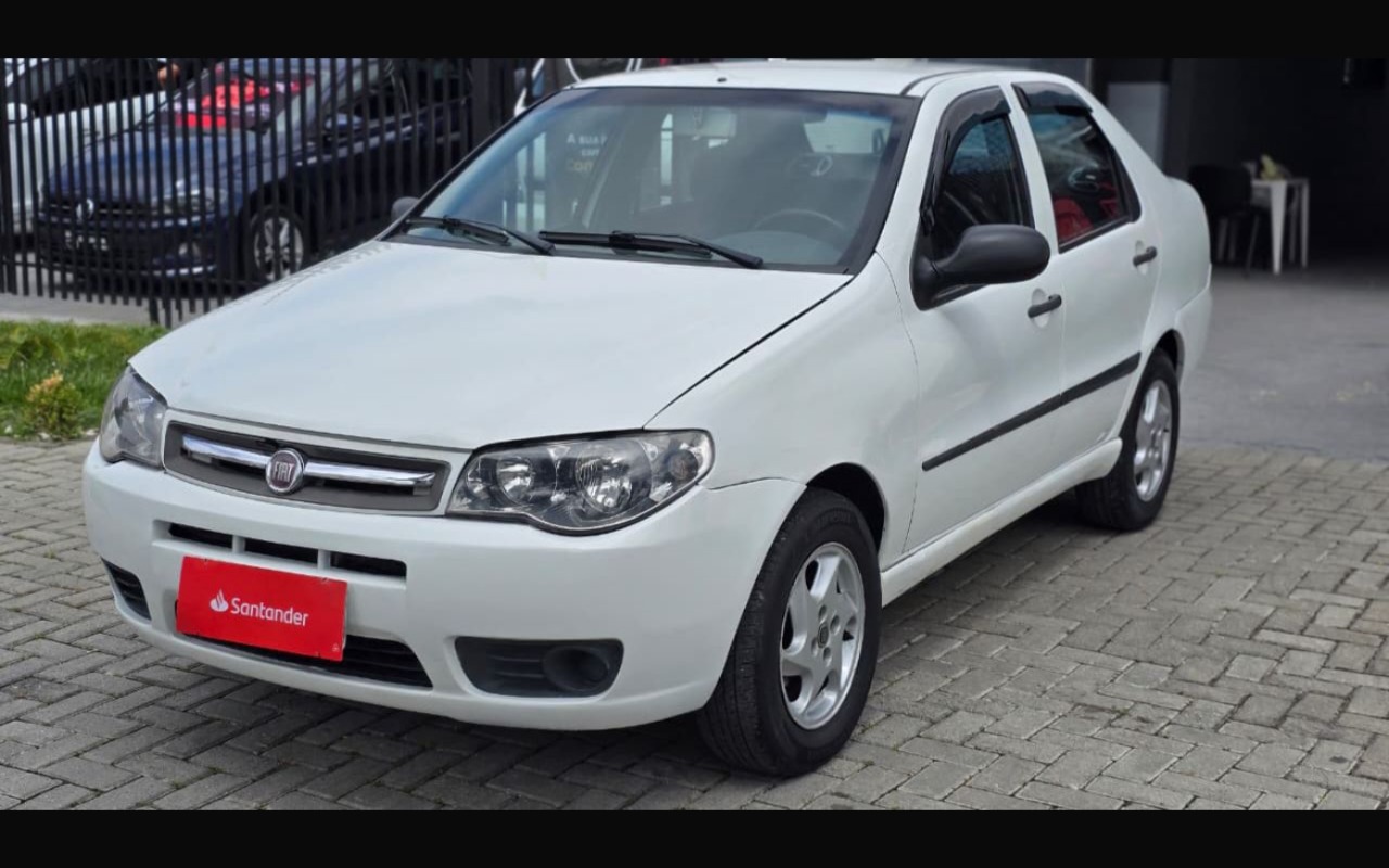 Fiat Siena 2011 Branco — foto 1 de 3