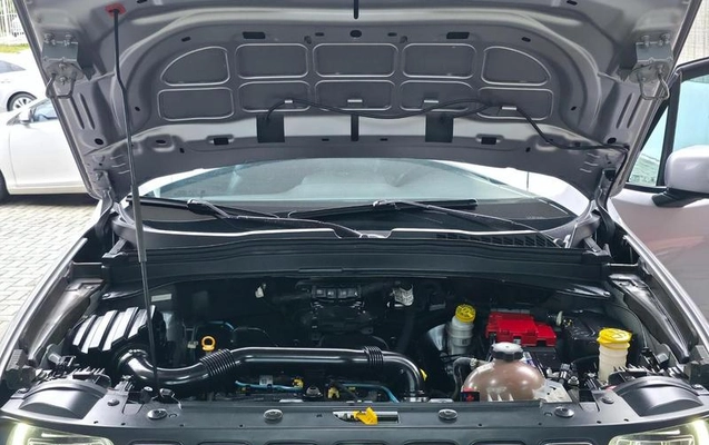 imagem-https://www.socarrao.com.br/sc-vehicle-images-prod/2273900/1789397545800-8176570_15_B_676beaa187.jpeg