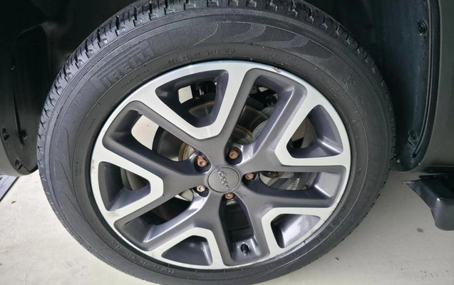 imagem-https://www.socarrao.com.br/sc-vehicle-images-prod/2273900/1789397545804-8176570_18_B_af63b025d4.jpeg