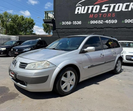 Renault Megane 2009 Prata — foto 1 de 3