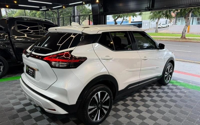 imagem-https://www.socarrao.com.br/sc-vehicle-images-prod/2274565/1788279268133-8210211_3_B_63cdac234d.jpeg
