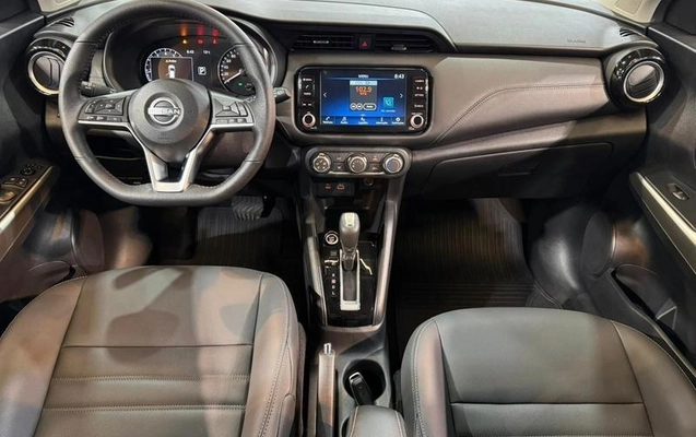 imagem-https://www.socarrao.com.br/sc-vehicle-images-prod/2274565/1788279268146-8210211_11_B_6f7b734a42.jpeg
