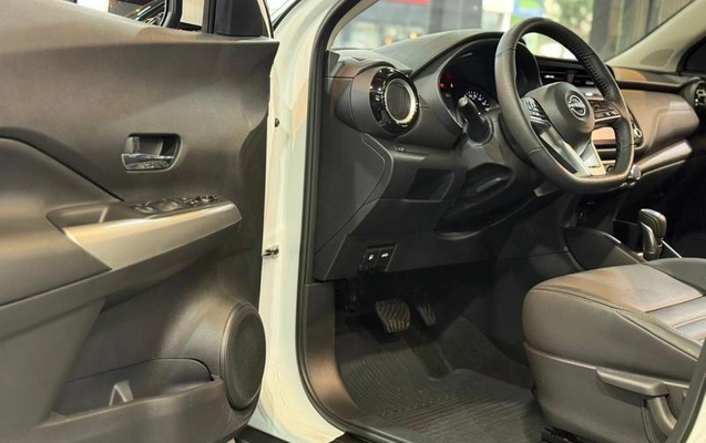 imagem-https://www.socarrao.com.br/sc-vehicle-images-prod/2274565/1788279268149-8210211_7_B_3ed13c41e6.jpeg