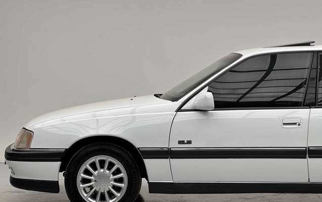 imagem-https://www.socarrao.com.br/sc-vehicle-images-prod/2274677/1786386163283-145ce445b06e414a93522ab6f6496aff_1782152089344.jpg