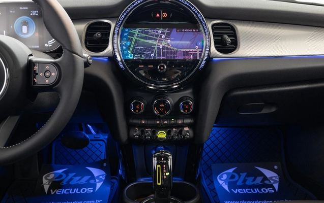 imagem-https://www.socarrao.com.br/sc-vehicle-images-prod/2274772/1788872719531-eeab1aeaf63e4559be2ee554ec081837_1782232969598.jpg