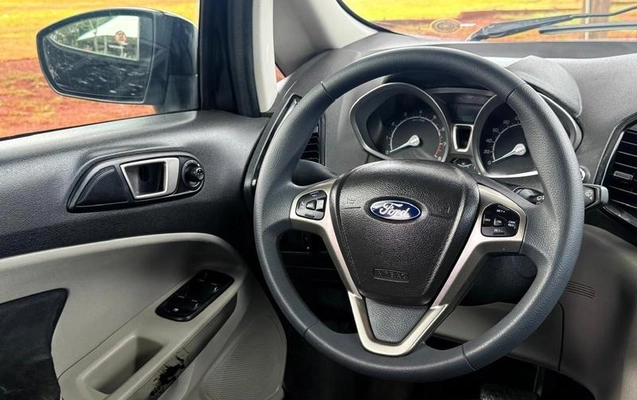 imagem-https://www.socarrao.com.br/sc-vehicle-images-prod/2274920/1788446118261-8167733_6_B_a2be69aef7.jpeg