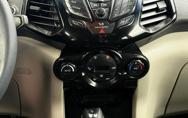 imagem-https://www.socarrao.com.br/sc-vehicle-images-prod/2274920/1788446118263-8167733_0_B_1286765af4.jpeg