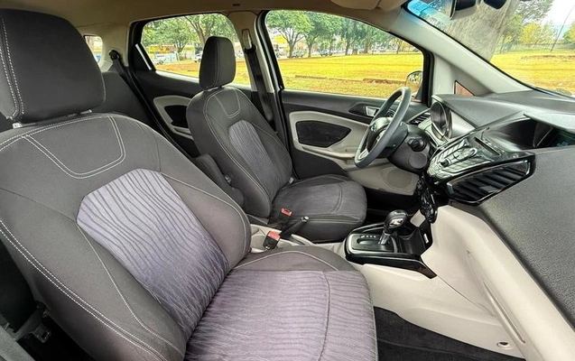 imagem-https://www.socarrao.com.br/sc-vehicle-images-prod/2274920/1788446118270-8167733_16_B_7a0666bcad.jpeg