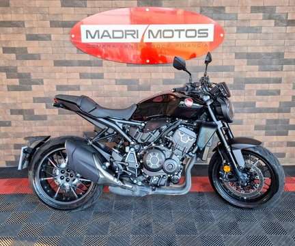 Honda CB 1000R Black Edition 2022 Preto — foto 1 de 3