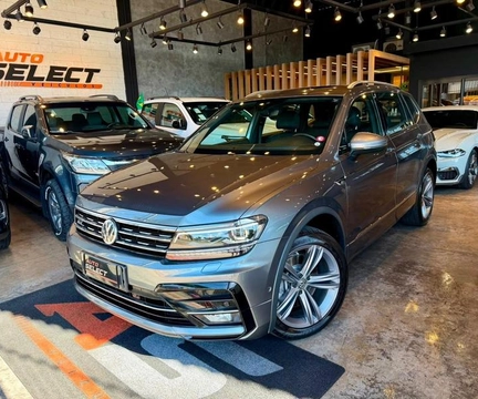 Volkswagen Tiguan 2019 Cinza — foto 1 de 3