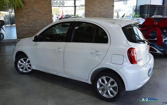 imagem-https://www.socarrao.com.br/sc-vehicle-images-prod/2274987/1786726452547-8213726_0_B_c7f893182b.jpeg