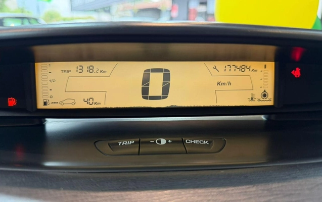 imagem-https://www.socarrao.com.br/sc-vehicle-images-prod/2275276/1782236870865-OS5qcGVn.jpeg