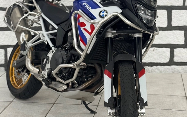 imagem-https://www.socarrao.com.br/sc-vehicle-images-prod/2275318/1786818287105-gb-43c2f3e.jpeg