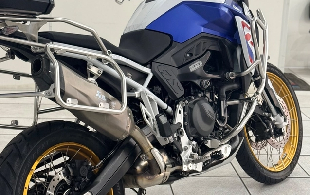imagem-https://www.socarrao.com.br/sc-vehicle-images-prod/2275318/1786818287116-gb-24aec61.jpeg