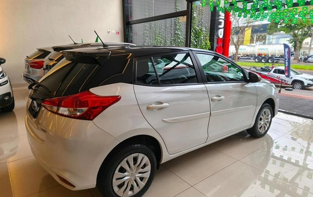 imagem-https://www.socarrao.com.br/sc-vehicle-images-prod/2275343/1789489056844-8162415_6_B_ebf23235a2.jpeg