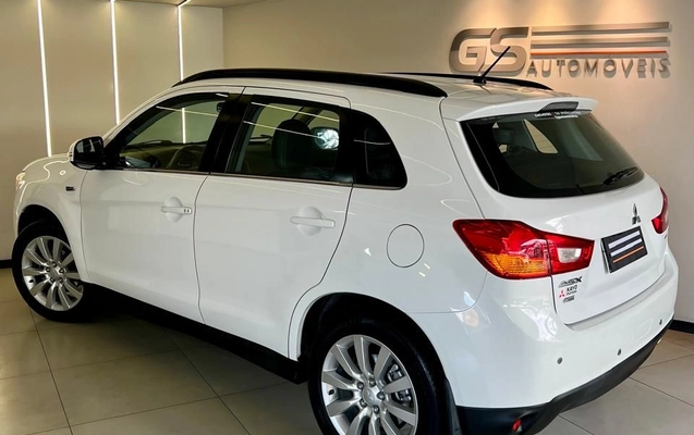 imagem-https://www.socarrao.com.br/sc-vehicle-images-prod/2275571/1782238586203-gb-e319ef6.jpeg