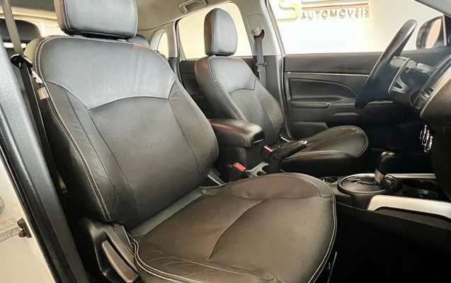 imagem-https://www.socarrao.com.br/sc-vehicle-images-prod/2275571/1782238586210-gb-f86b77c.jpeg