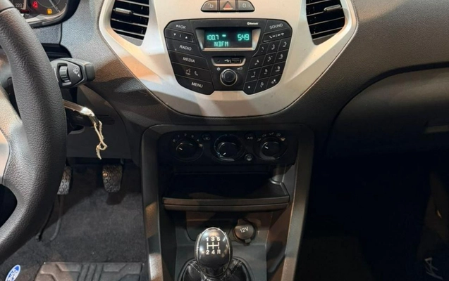 imagem-https://www.socarrao.com.br/sc-vehicle-images-prod/2275923/1782240569645-OC5qcGVn.jpeg