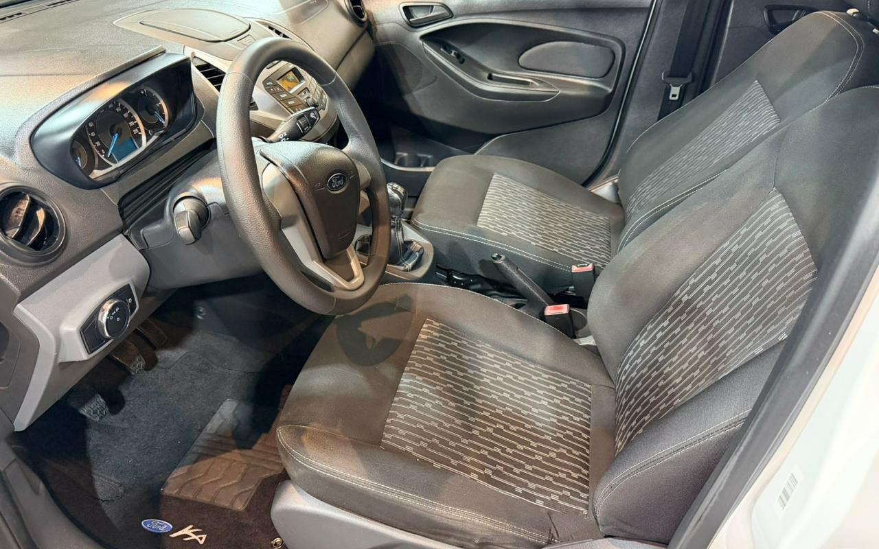 imagem-https://www.socarrao.com.br/sc-vehicle-images-prod/2275923/1782240570033-MTAuanBlZw.jpeg