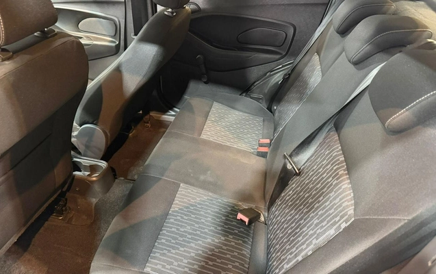 imagem-https://www.socarrao.com.br/sc-vehicle-images-prod/2275923/1782240570087-MTEuanBlZw.jpeg