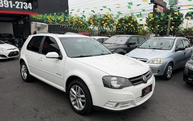 imagem-https://www.socarrao.com.br/sc-vehicle-images-prod/2275925/1782389641542-8211914_8_B_ac24c9d9ad.jpeg