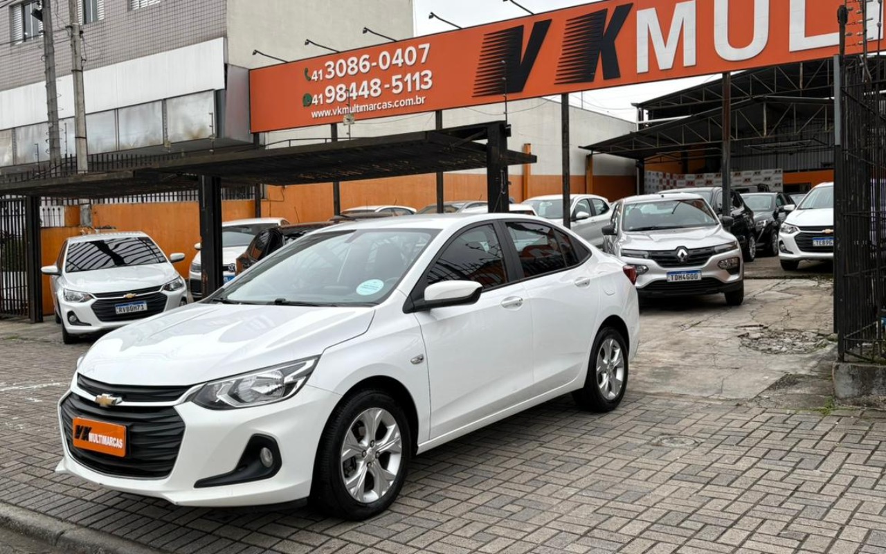 Chevrolet Onix 2023 Branco — foto 1 de 3