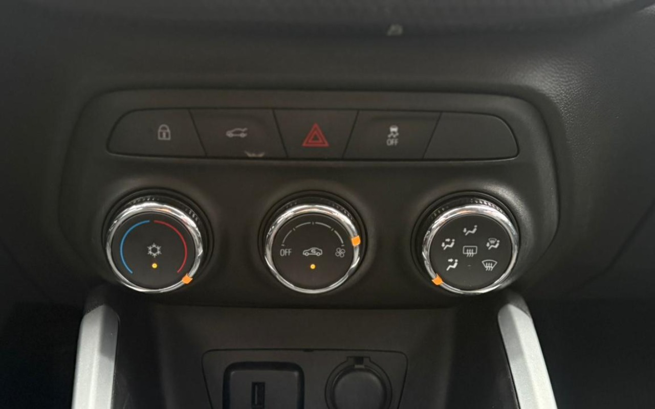 imagem-https://www.socarrao.com.br/sc-vehicle-images-prod/2276029/1782241191447-V2hhdHNBcHAgSW1hZ2UgMjAyNi0wNi0yMyBhdCAxNS4xMy4zOCAoMSkuanBlZw.jpeg