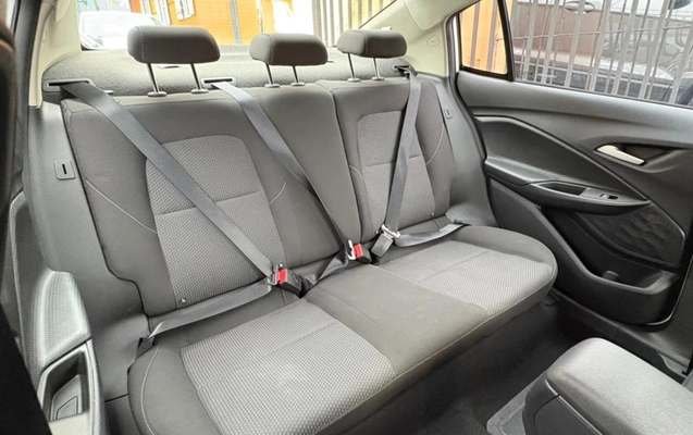 imagem-https://www.socarrao.com.br/sc-vehicle-images-prod/2276029/1782241191709-V2hhdHNBcHAgSW1hZ2UgMjAyNi0wNi0yMyBhdCAxNS4xMy40MS5qcGVn.jpeg
