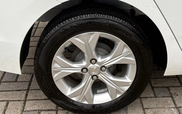 imagem-https://www.socarrao.com.br/sc-vehicle-images-prod/2276029/1782241192072-V2hhdHNBcHAgSW1hZ2UgMjAyNi0wNi0yMyBhdCAxNS4xMy40My5qcGVn.jpeg