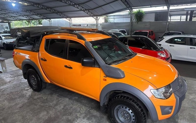 imagem-https://www.socarrao.com.br/sc-vehicle-images-prod/2276043/1790877328077-8213658_2_B_20ae2624e1.jpeg