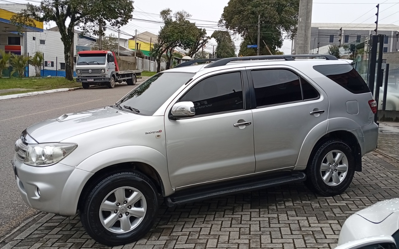 imagem-https://www.socarrao.com.br/sc-vehicle-images-prod/2276046/1786739144401-SElMVVggU1c0IDIwMDkgMDQuanBn.jpg