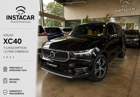 Volvo XC40 2022 Preto — foto 1 de 3