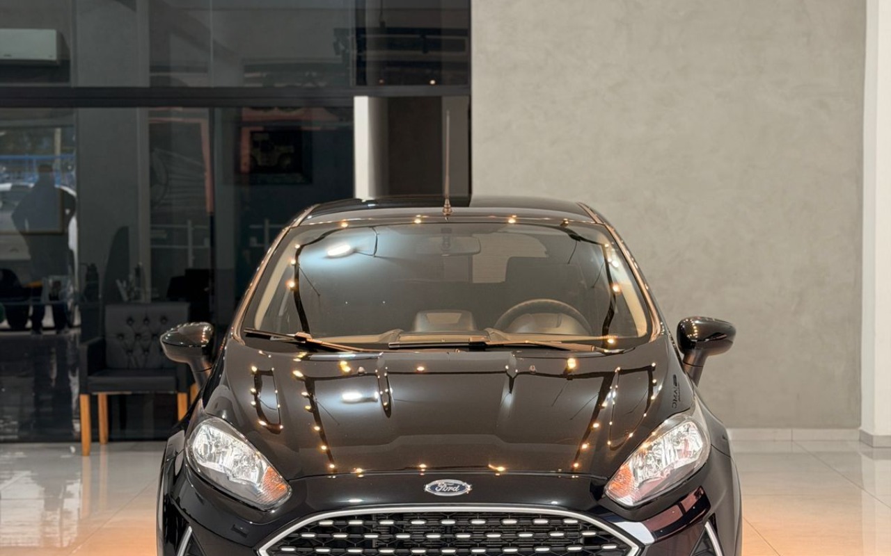 imagem-https://www.socarrao.com.br/sc-vehicle-images-prod/2276216/1782242189663-V2hhdHNBcHAgSW1hZ2UgMjAyNi0wNi0yMyBhdCAxNC4xOS4zMiAoMSkuanBlZw.jpeg