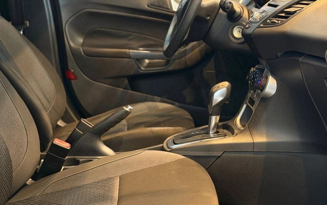 imagem-https://www.socarrao.com.br/sc-vehicle-images-prod/2276216/1782242190358-V2hhdHNBcHAgSW1hZ2UgMjAyNi0wNi0yMyBhdCAxNC4xOS4zNCAoMykuanBlZw.jpeg