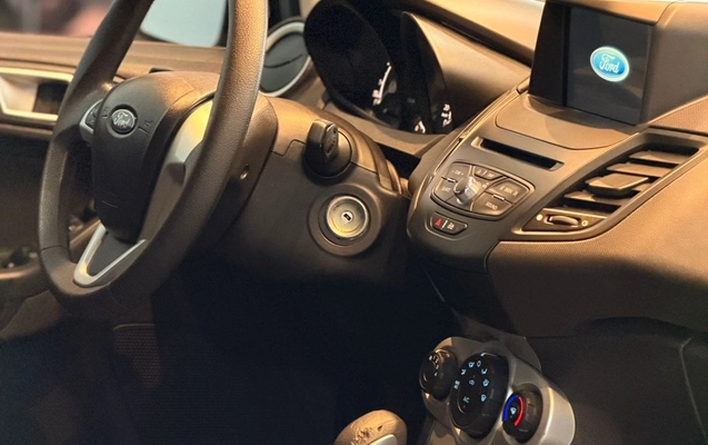 imagem-https://www.socarrao.com.br/sc-vehicle-images-prod/2276216/1782242190816-V2hhdHNBcHAgSW1hZ2UgMjAyNi0wNi0yMyBhdCAxNC4xOS4zNCAoMSkuanBlZw.jpeg