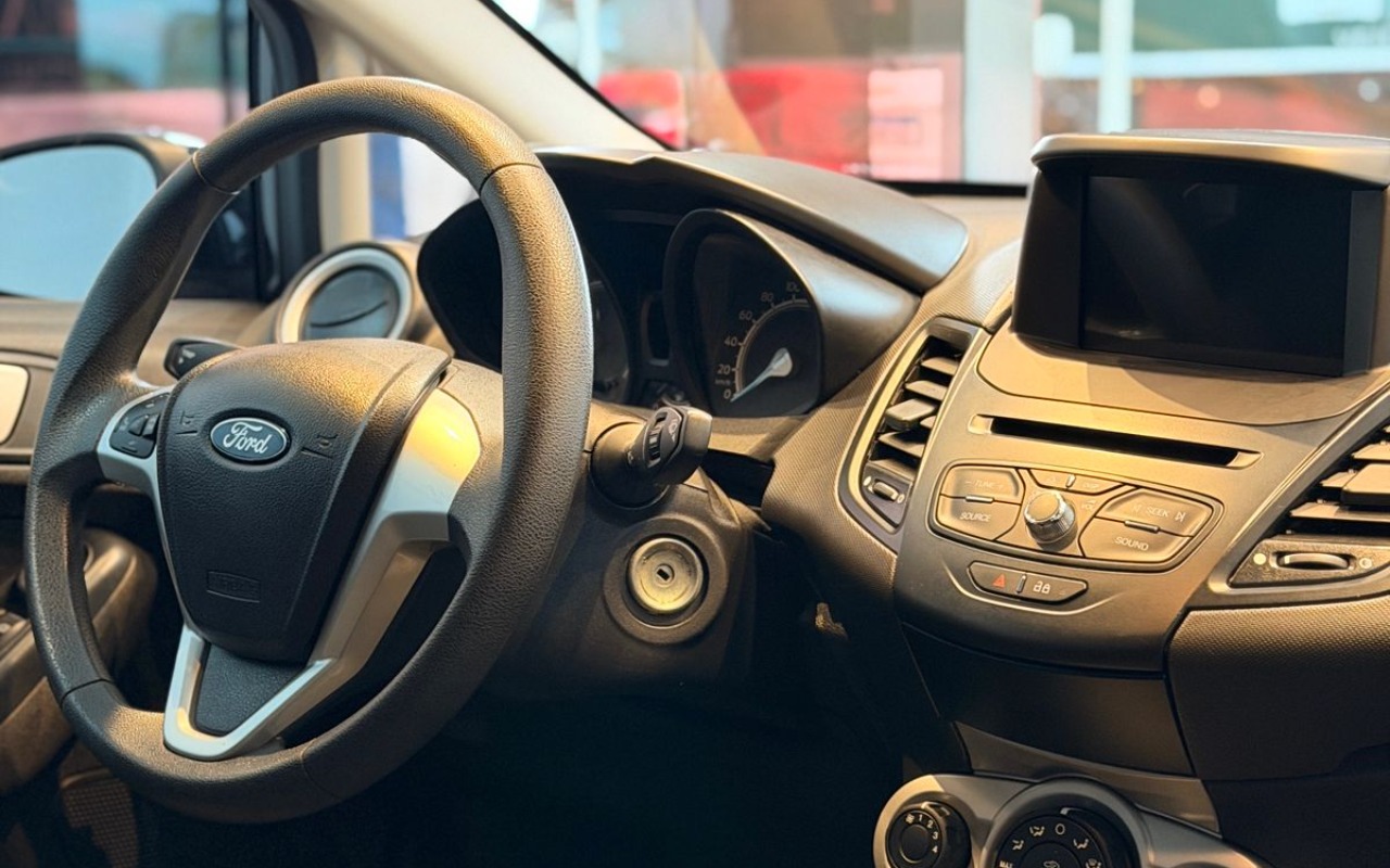 imagem-https://www.socarrao.com.br/sc-vehicle-images-prod/2276216/1782242191038-V2hhdHNBcHAgSW1hZ2UgMjAyNi0wNi0yMyBhdCAxNC4xOS4zNi5qcGVn.jpeg