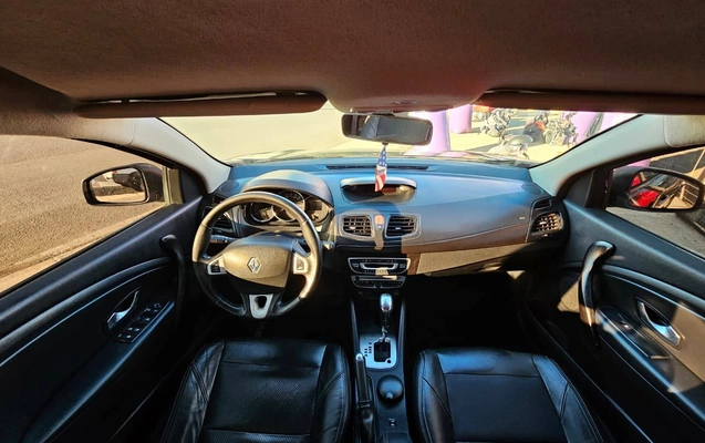 imagem-https://www.socarrao.com.br/sc-vehicle-images-prod/2276324/1787165755597-d3ff9cb90b3446c7a6ab359931800837_1781537326565.jpg