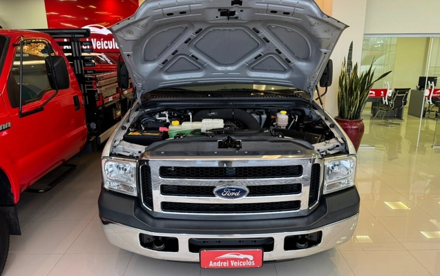 imagem-https://www.socarrao.com.br/sc-vehicle-images-prod/2276371/1782243012911-MTguanBlZw.jpeg