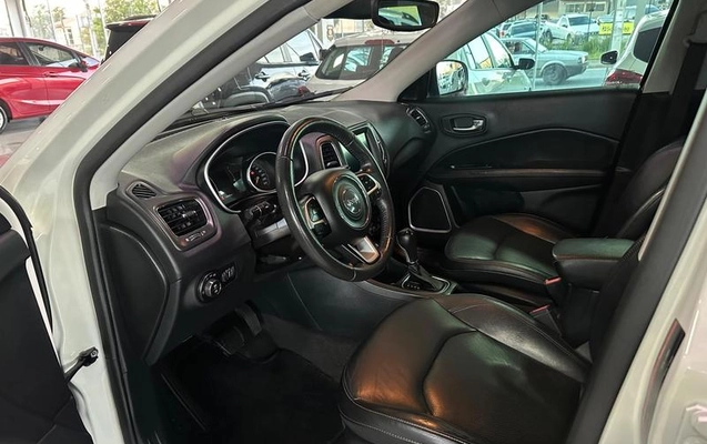 imagem-https://www.socarrao.com.br/sc-vehicle-images-prod/2276649/1786042735800-8201285_7_B_5c89bbd752.jpeg