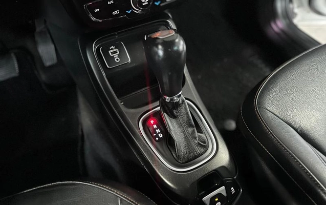 imagem-https://www.socarrao.com.br/sc-vehicle-images-prod/2276649/1786042735808-8201285_12_B_bfc7e74eb1.jpeg