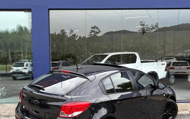 imagem-https://www.socarrao.com.br/sc-vehicle-images-prod/2276674/1783100052683-14a5f0e4d848495fa1ffc3c120aa47cf_1782239159803.jpg
