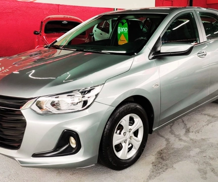 Chevrolet Onix 2024 Prata — foto 1 de 3