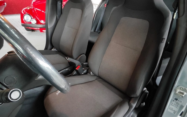 imagem-https://www.socarrao.com.br/sc-vehicle-images-prod/2276863/1782245635757-V2hhdHNBcHAgSW1hZ2UgMjAyNi0wNi0yMyBhdCAxNi4yMy41NiAoMikuanBlZw.jpeg