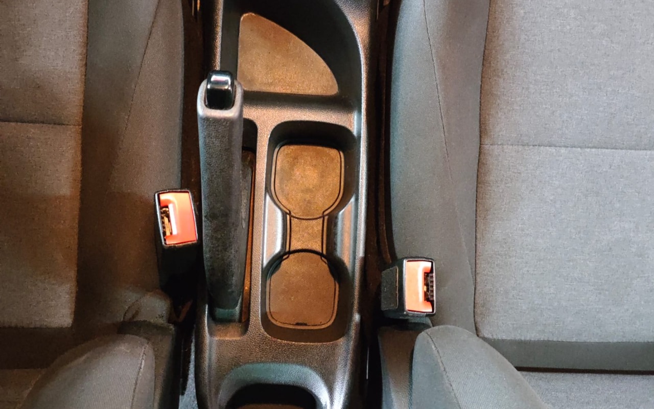 imagem-https://www.socarrao.com.br/sc-vehicle-images-prod/2276863/1782245637270-V2hhdHNBcHAgSW1hZ2UgMjAyNi0wNi0yMyBhdCAxNi4yNC4wMSAoMSkuanBlZw.jpeg